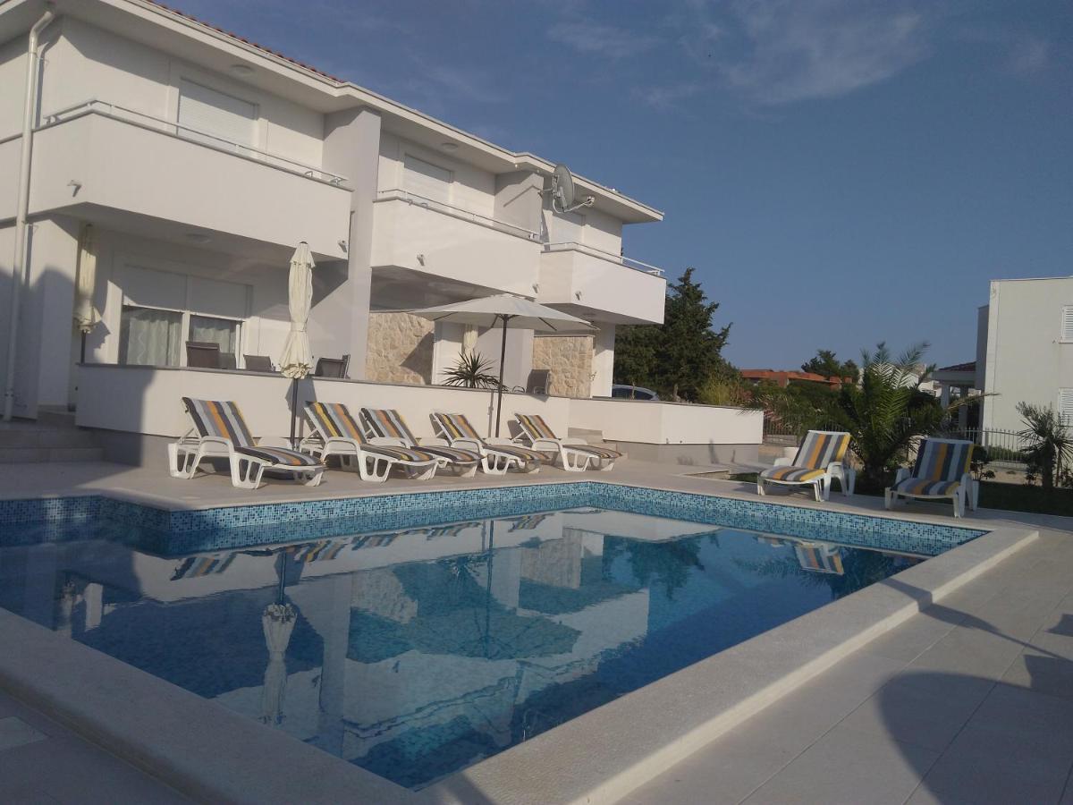 Luxury Apartments Cuba 1 Novaglia Esterno foto